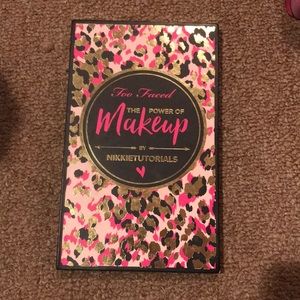 Too faced palette